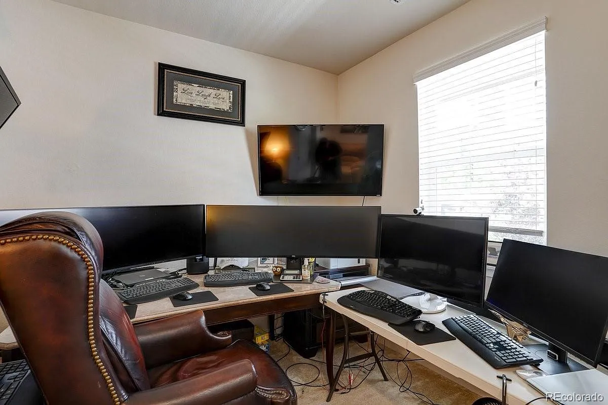 3 bed, 1764 sqft, $2,850 — Photo 4