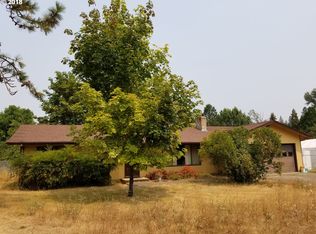 230 Canyon Creek Dr, Canyonville, OR 97417