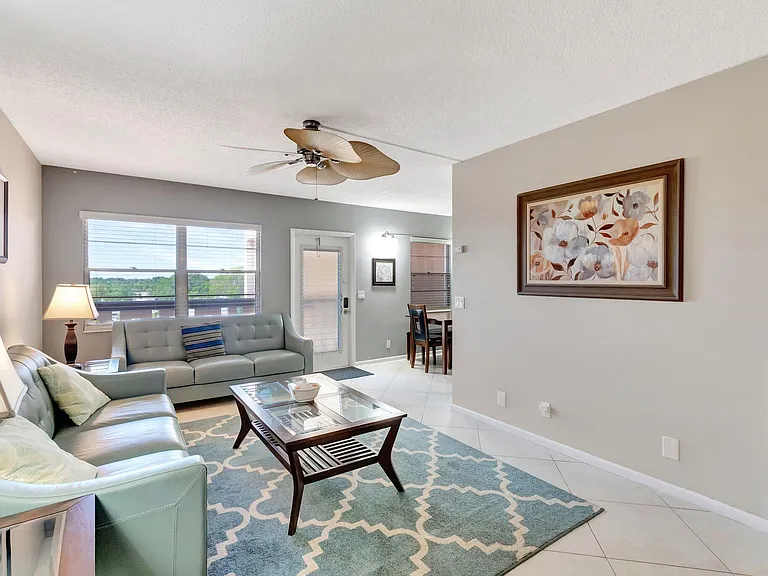 4049 Wolverton Dr #C — Photo 12
