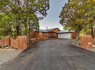110 Pat Thompson Ct, Ruidoso, NM 88345