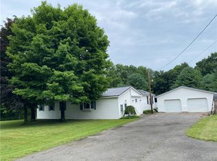 10593 Anstee Rd, Clyde, NY 14433