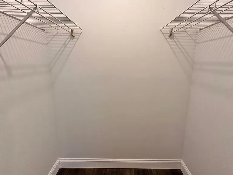 2335 Brookview Ct — Photo 19