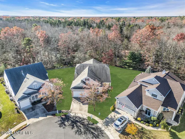 85 Spyglass Drive, Jackson, NJ 08527