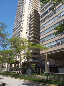6301 N Sheridan Rd APT 24P, Chicago, IL, 60660