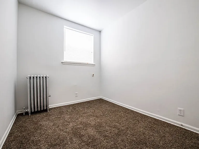 418 S Laramie — Photo 7