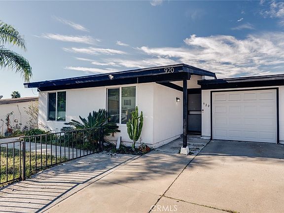 2nd image of 920 Raintree Pl