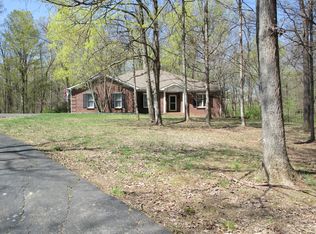 1020 Locust Point, Lawrenceburg, KY 40342