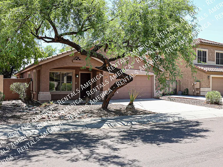 7471 W Lone Cactus Dr — Photo 4