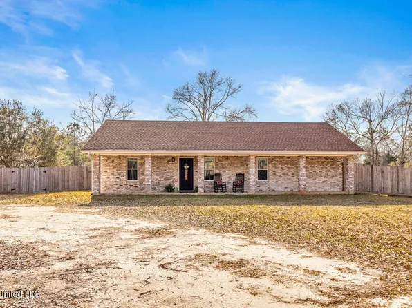 19612 Wilson Dr, Saucier, MS 39574