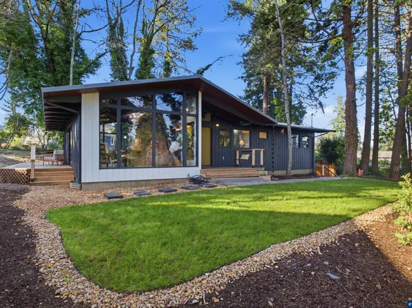 927 Kingwood Dr NW, Salem, OR 97304