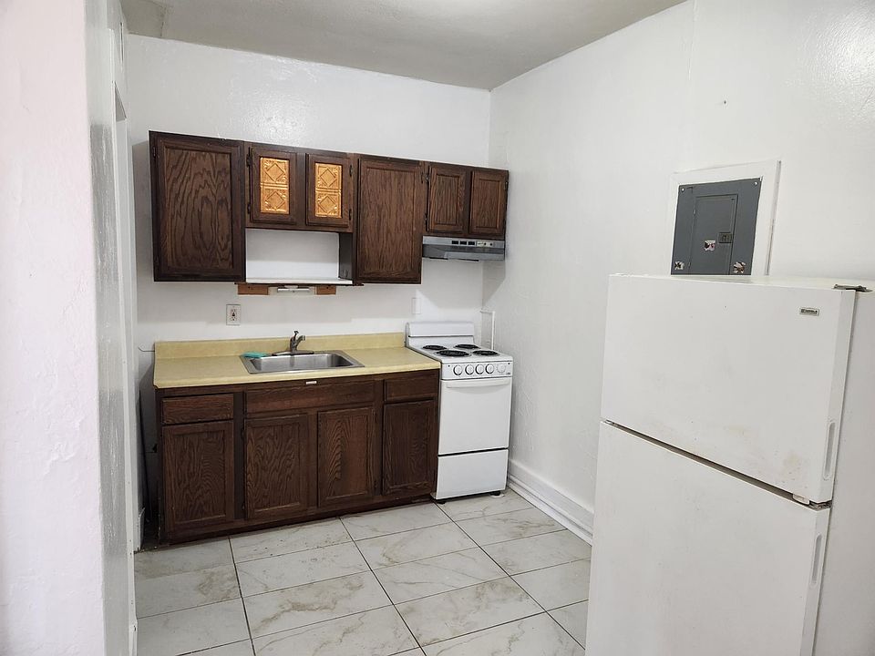 1st image of 2 Maryland Ave APT 22