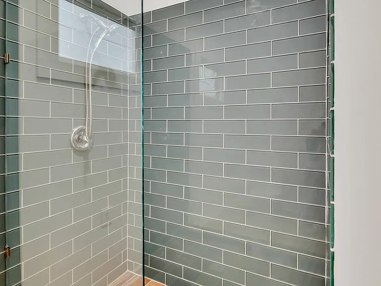 305 S 14th St #1 — Photo 10