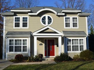 4022 Walters Ct, Fairfax, VA 22030
