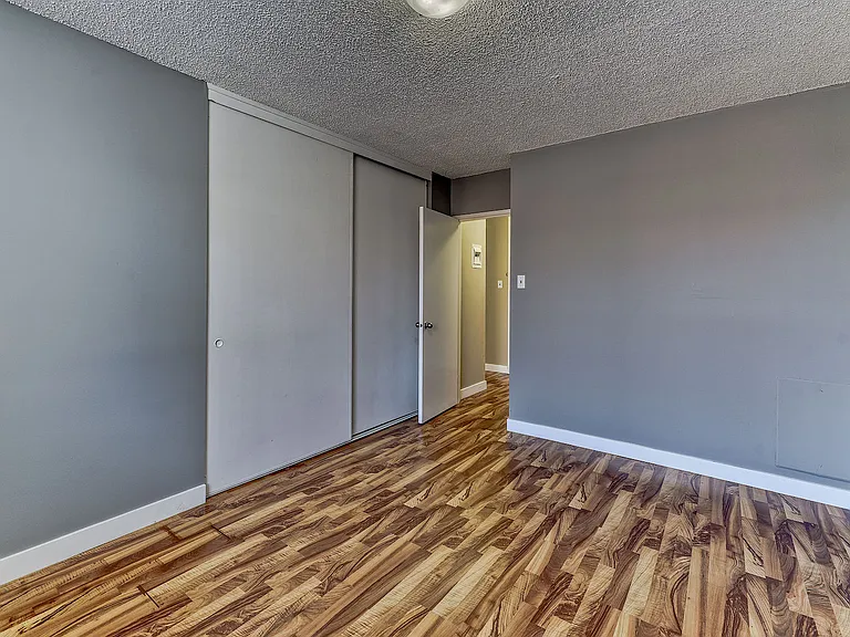 738 14th Ave SW #1A — Photo 17