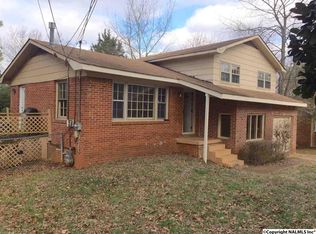 2708 Mercedes Ave NW, Huntsville, AL 35810