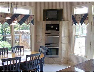 5th image of 909 Brasileno Ct