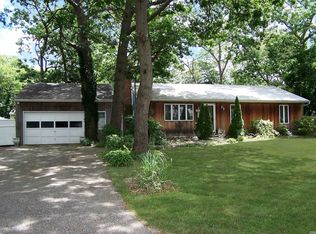 73 Dana Ave, Mastic, NY 11950