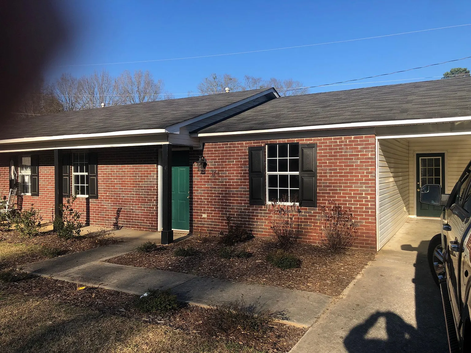 2 bed, 850 sqft, $1,200 — Photo 2