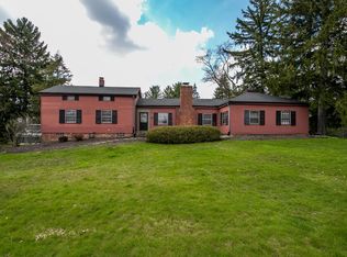6120 Richmond Rd, Bedford, OH 44146