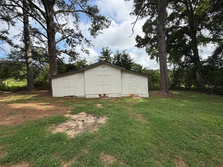 120 Kathy Ln — Photo 13