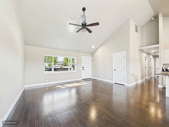 3rd image of 315 Greenfield Way