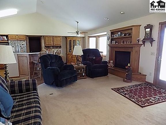 3rd image of 500 E 41st Ave