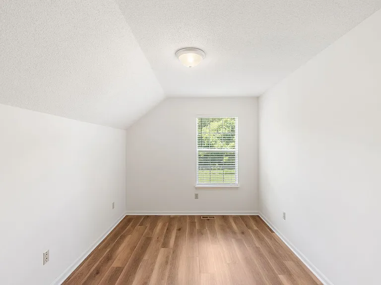4410-4412 Cheryl Ct. — Photo 23