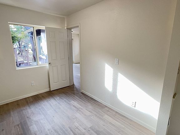 4th image of 329-339 S Grape St #93C10602A