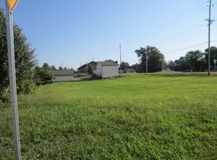 5819 Telegraph Rd, Saint Louis, MO 63129