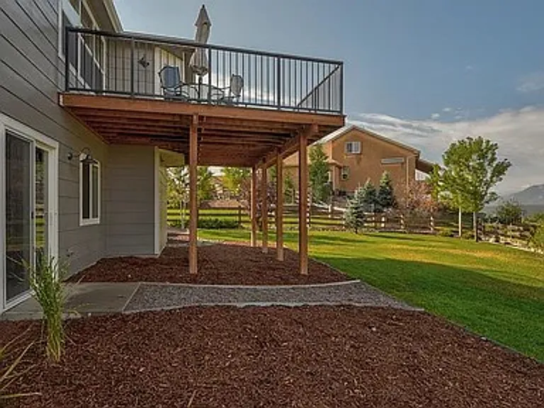15692 Paiute Cir — Photo 32