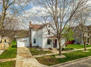 1012 1st St, New Glarus, WI 53574