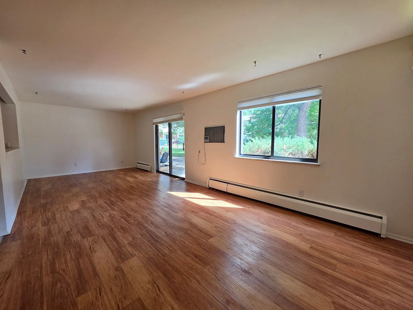 2 Bed Ground Floor Unit — Photo 3