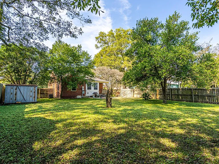 1300 Sparkman St SW — Photo 43