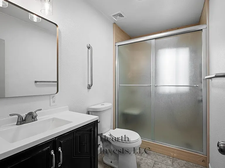 308 E 7th Ave — Photo 18