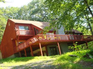176 Dover Dr, Bushkill, PA 18324