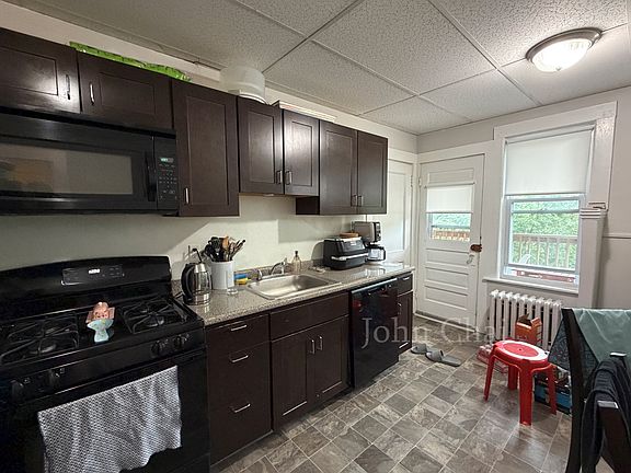 2nd image of 29 Lourdes Ave APT 4