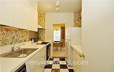 3rd image of 36 Sutton Pl S APT 12D