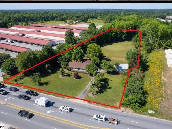 1984 101st Hwy, Greer, SC 29650