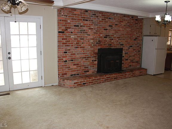 4th image of 709 Sherwood Dr