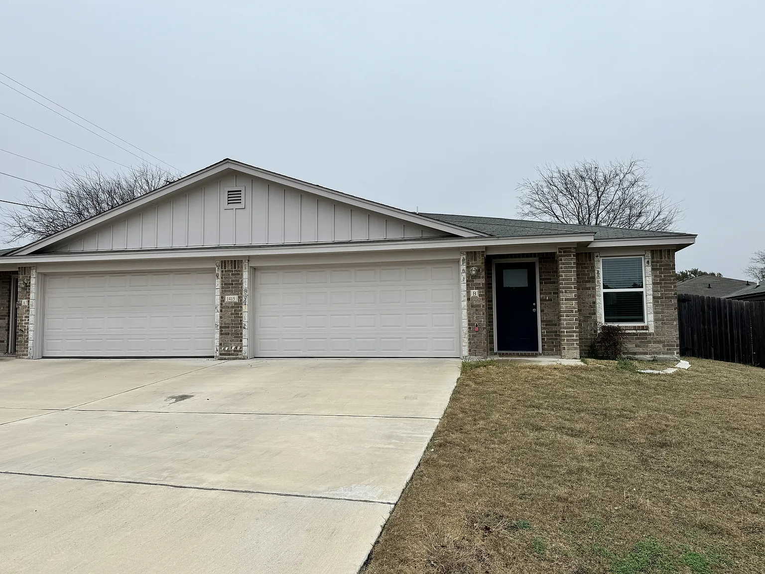 1415 Shoshoni Trail - B — Photo 1
