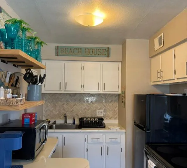 7515 Ridgewood Ave #18 — Photo 2