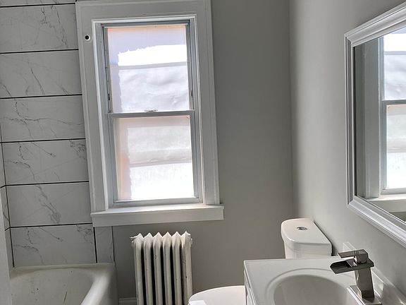 3rd image of 1936 Kenilworth Ave #2