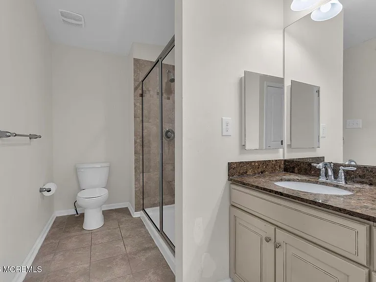 14 Kyle Dr — Photo 17