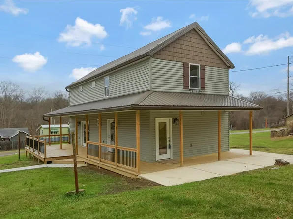 1910 W Lawrence Ave, Ellwood City, PA 16117