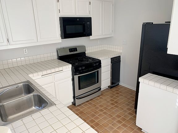 3rd image of 12926 Carmel Creek Rd Unit 43