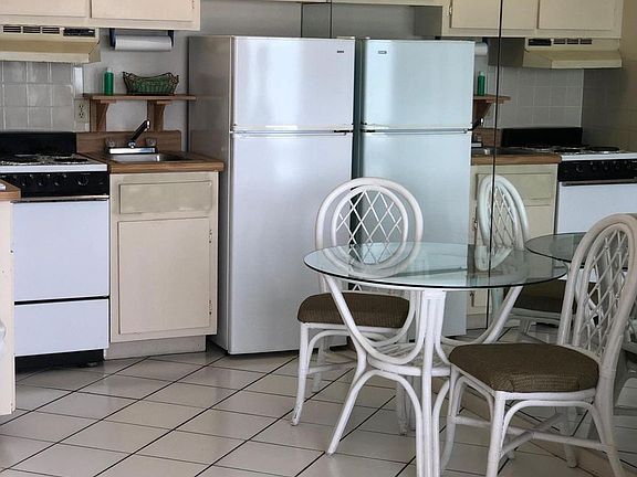4th image of 453 S Atlantic Ave #401