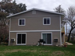 603 Falcon Cir APT 3, Monona, WI 53716