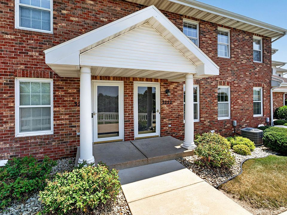1st image of 3222 Dorchester Way
