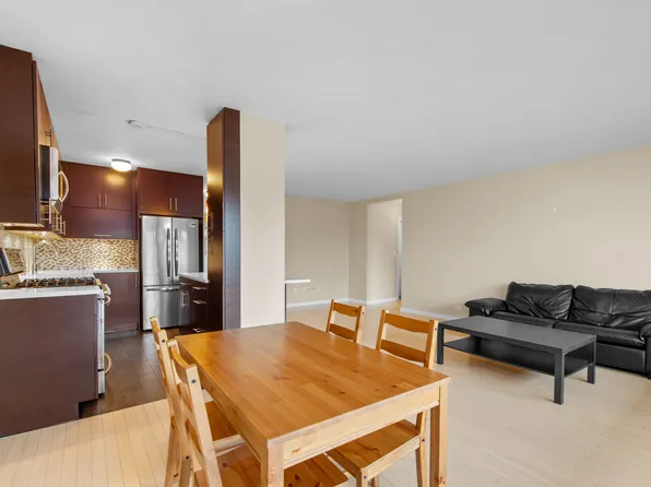 392 Central Park West image 6 of 14