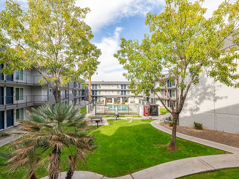 Waterstone — Photo 23